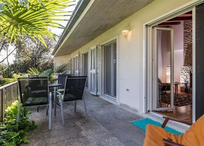 Beautiful Apartment Rovinj With Five Bicycles Included